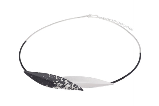 Silver Oxi Double Leaf Tube Necklace