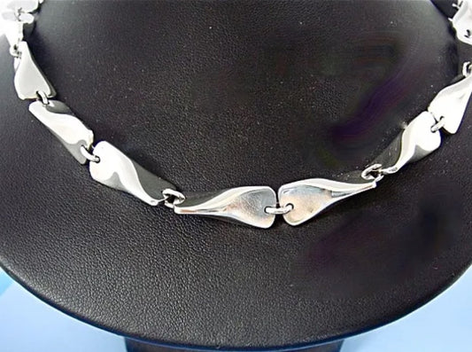 Silver Solid Abstract Link Necklace